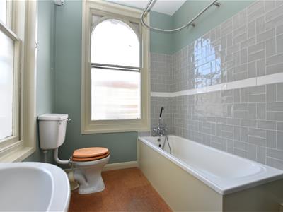 Picture 4